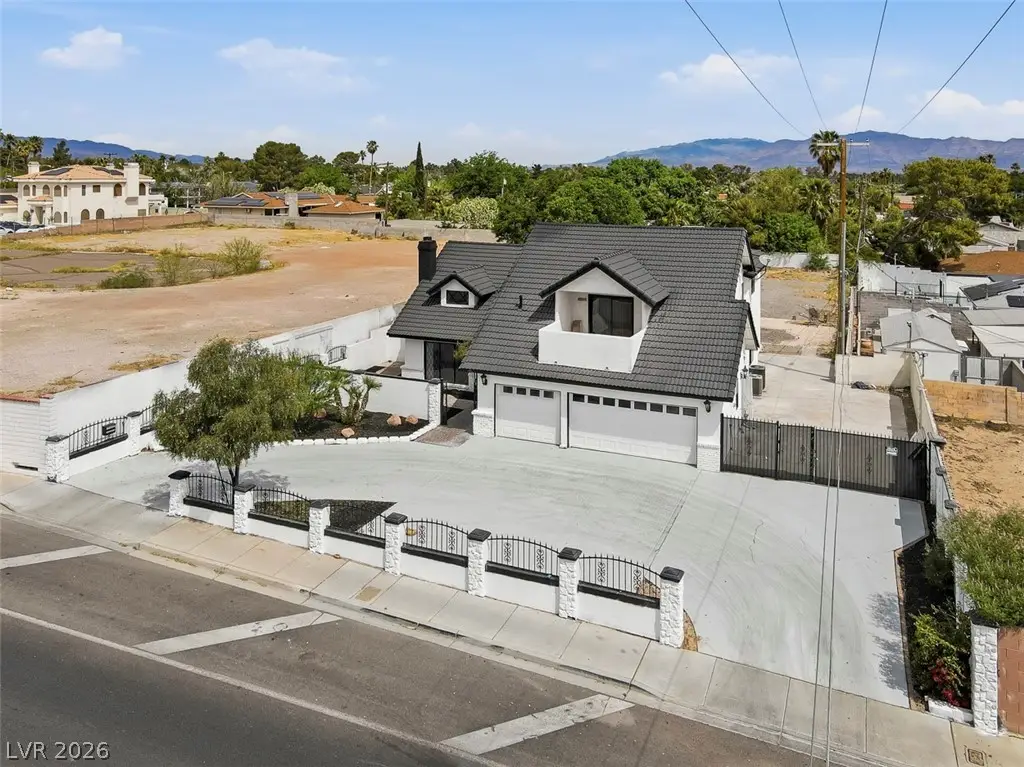 3200 W Oakey Boulevard, Las Vegas, NV 89102 - #1