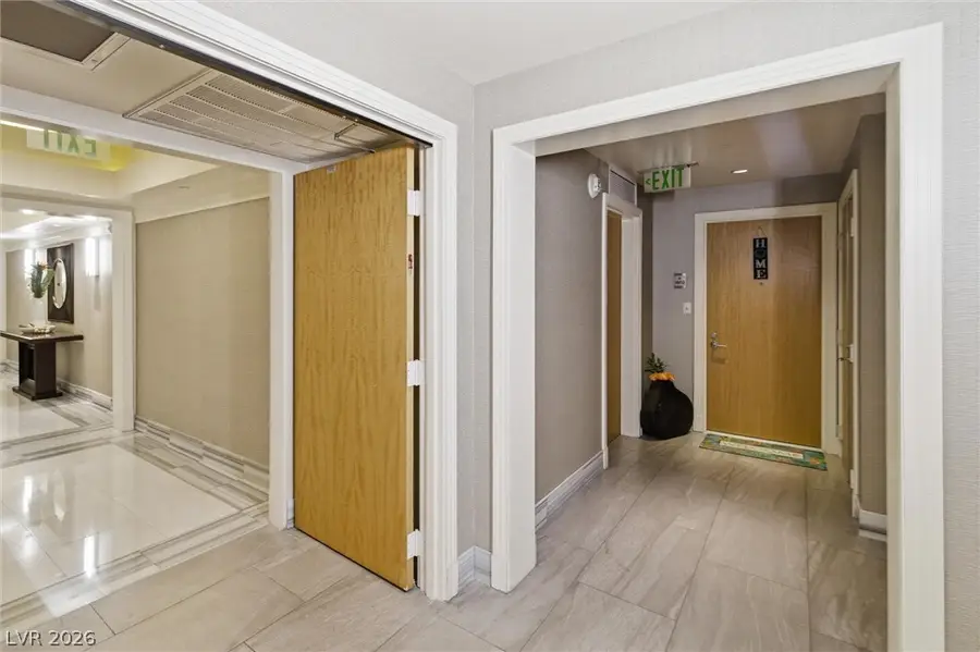 322 Karen Avenue #1802, Las Vegas, NV 89109 - #3