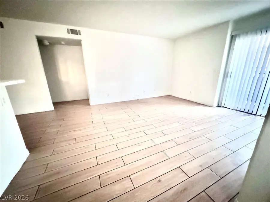 2975 Juniper Hills Boulevard #102, Las Vegas, NV 89142 - #3