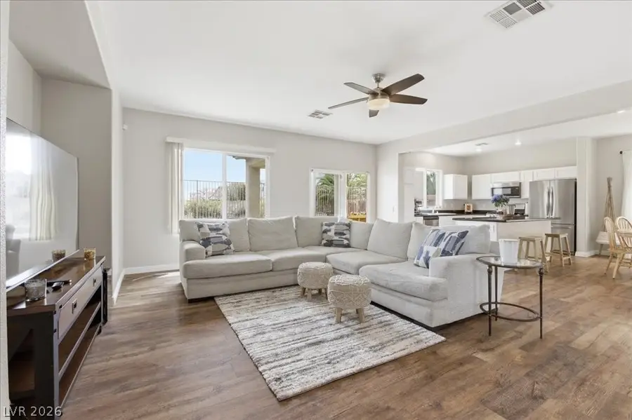 8104 Loma Del Ray Street, Las Vegas, NV 89131 - #3