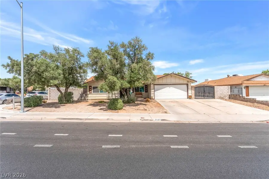 4528 E Harmon Avenue, Las Vegas, NV 89121 - #2