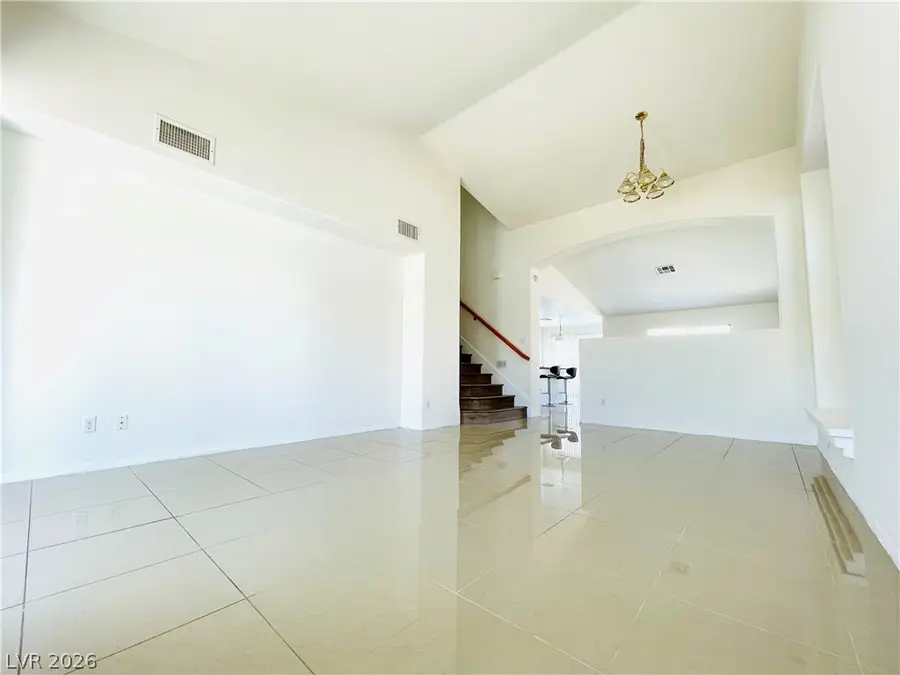 8134 Dinsmore Drive, Las Vegas, NV 89117 - #2