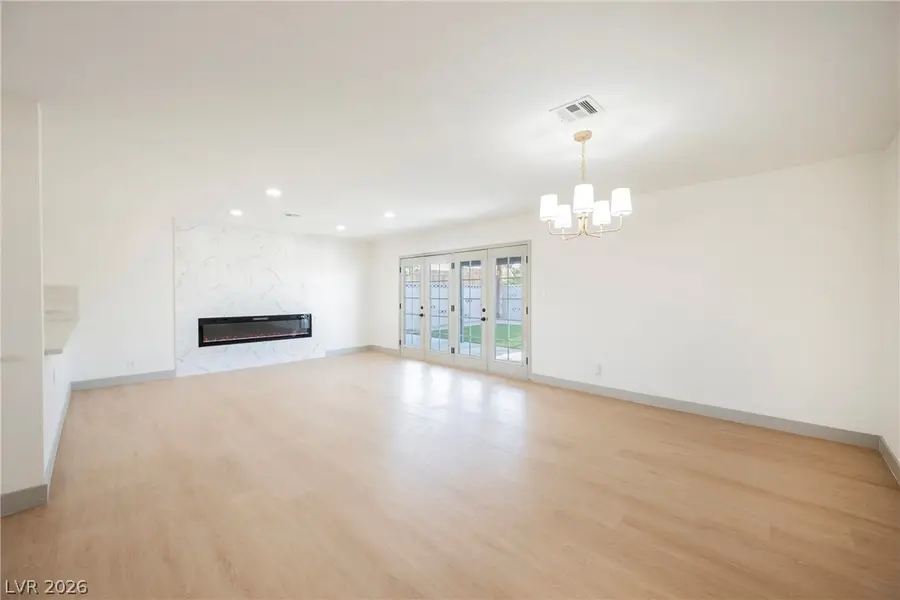 5104 Del Rey Avenue, Las Vegas, NV 89146 - #3