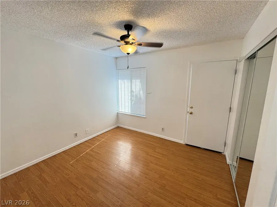 3932 Calle Mirador, Las Vegas, NV 89103 - #3