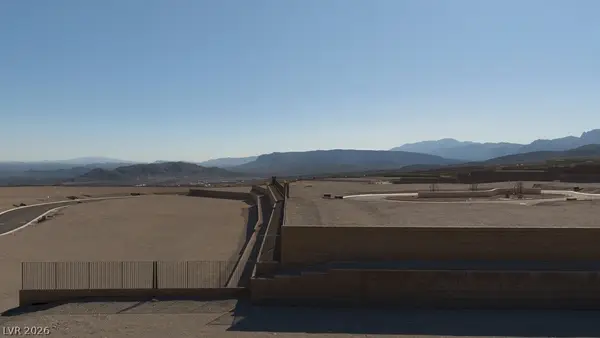 25 Skyfall Point Drive, Las Vegas, NV 89138