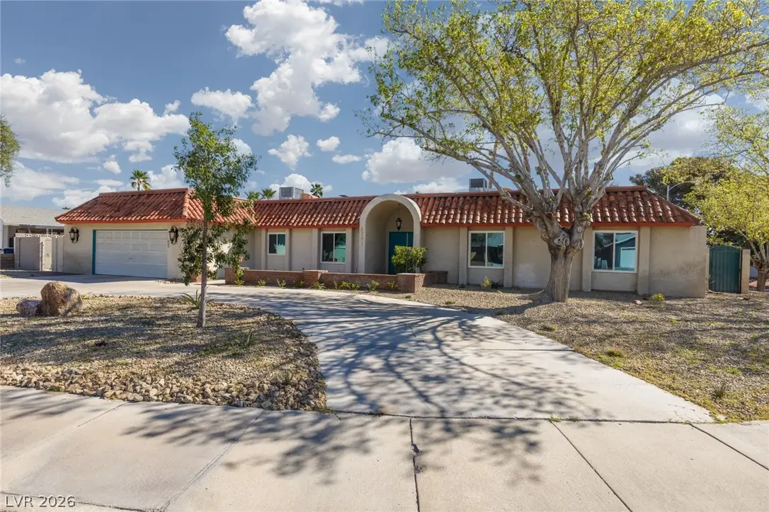 4201 Greenhill Drive, Las Vegas, NV 89121 - #1