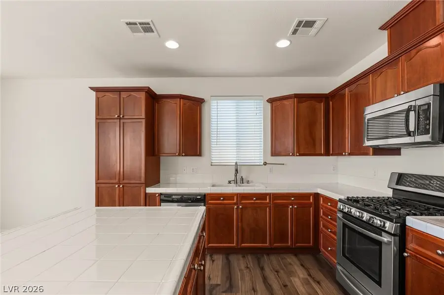 6247 Sugartree Avenue, Las Vegas, NV 89141 - #3