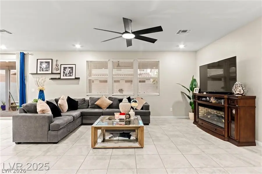 7502 Lush Oasis Avenue, Las Vegas, NV 89113 - #3