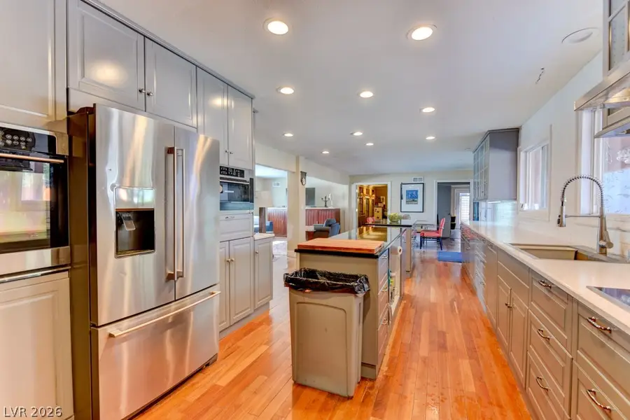 1818 Waldman Avenue, Las Vegas, NV 89102 - #3