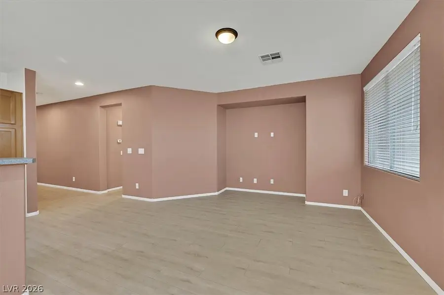 6288 Shamrock Lake Avenue, Las Vegas, NV 89141 - #3