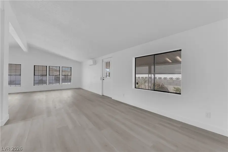 5568 Aldama Road, Las Vegas, NV 89122 - #3
