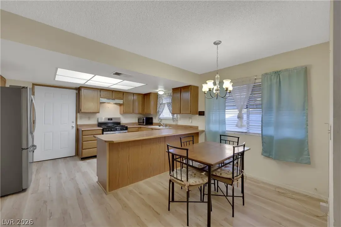 5999 Natures Drive, Las Vegas, NV 89122 - #1