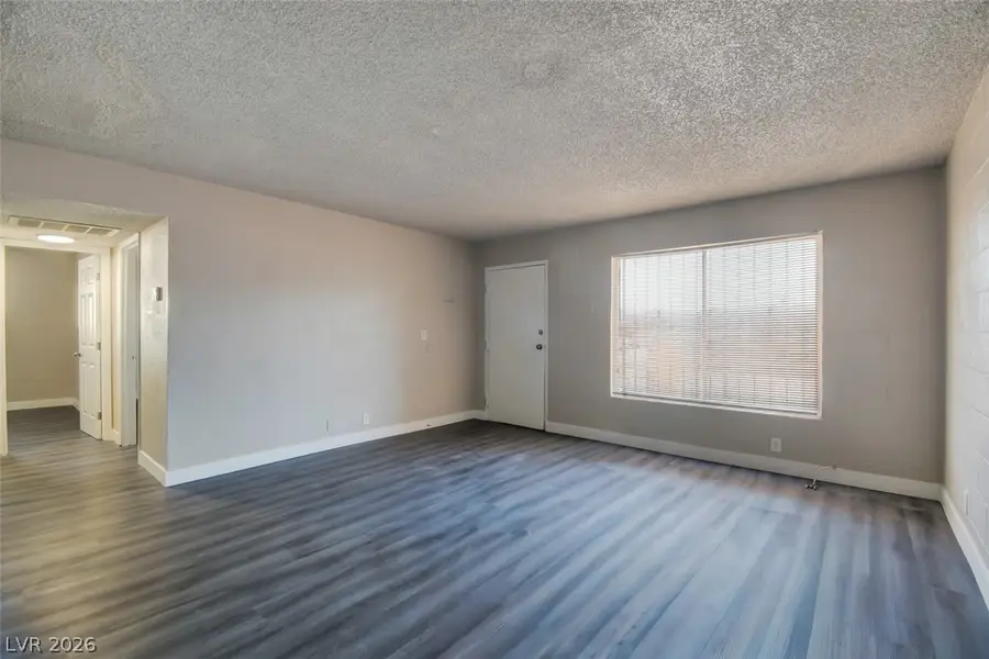 625 S Royal Crest Circle #13, Las Vegas, NV 89169 - #3