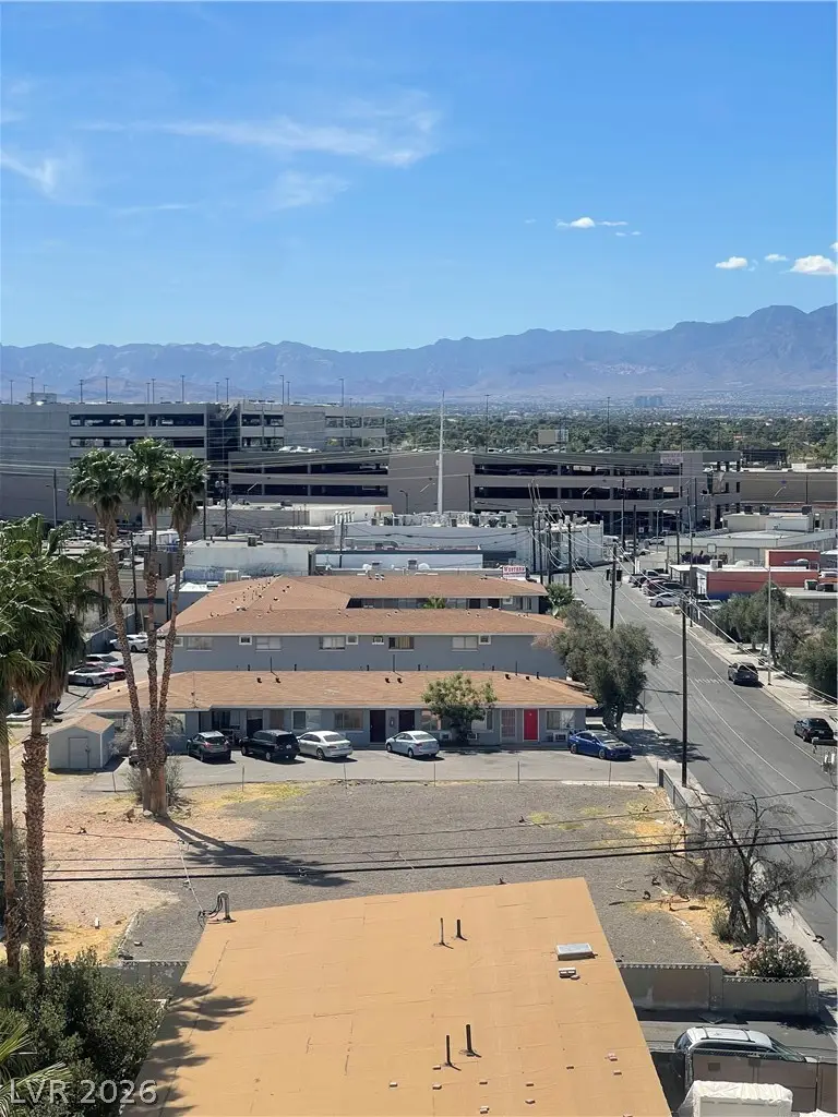 227 W Saint Louis Avenue, Las Vegas, NV 89102 - #2