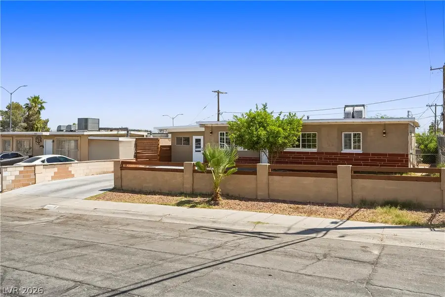 1809 Oakwood Avenue, North Las Vegas, NV 89030 - #3