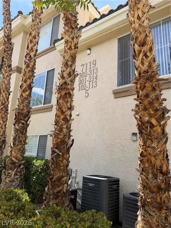 7119 S Durango Drive #213, Las Vegas, NV 89113