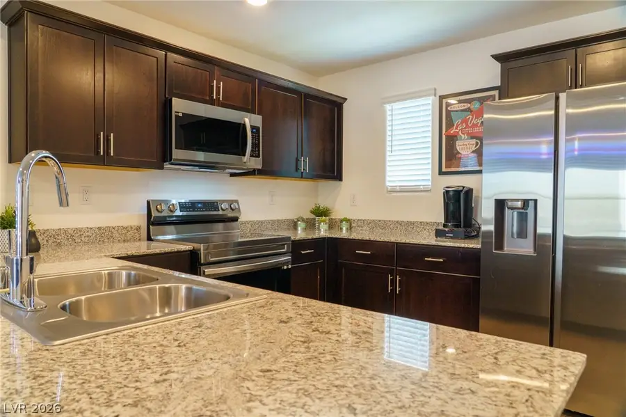 2708 Tahiti Grape Way #4, Las Vegas, NV 89183 - #3