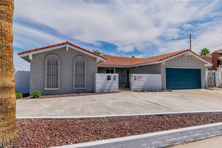 4813 Plata Del Sol Drive, Las Vegas, NV 89121 - #3
