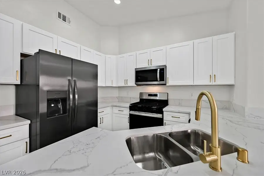 5128 El Pescador Avenue, Las Vegas, NV 89108 - #2