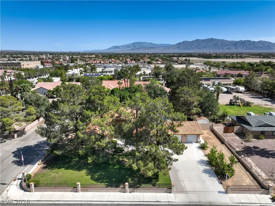 7460 Buckskin Avenue, Las Vegas, NV 89129 - #2