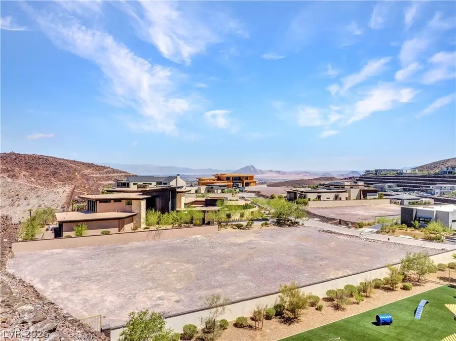 17 Sanctuary Peak Court, Henderson, NV 89012 - #2
