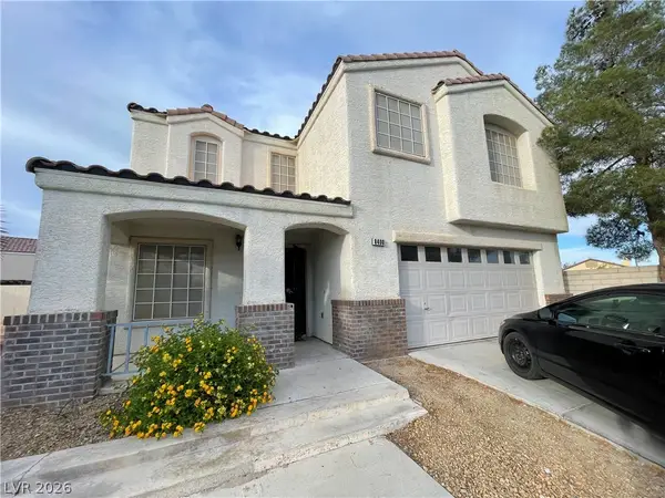 8400 Gracious Pine Avenue, Las Vegas, NV 89143