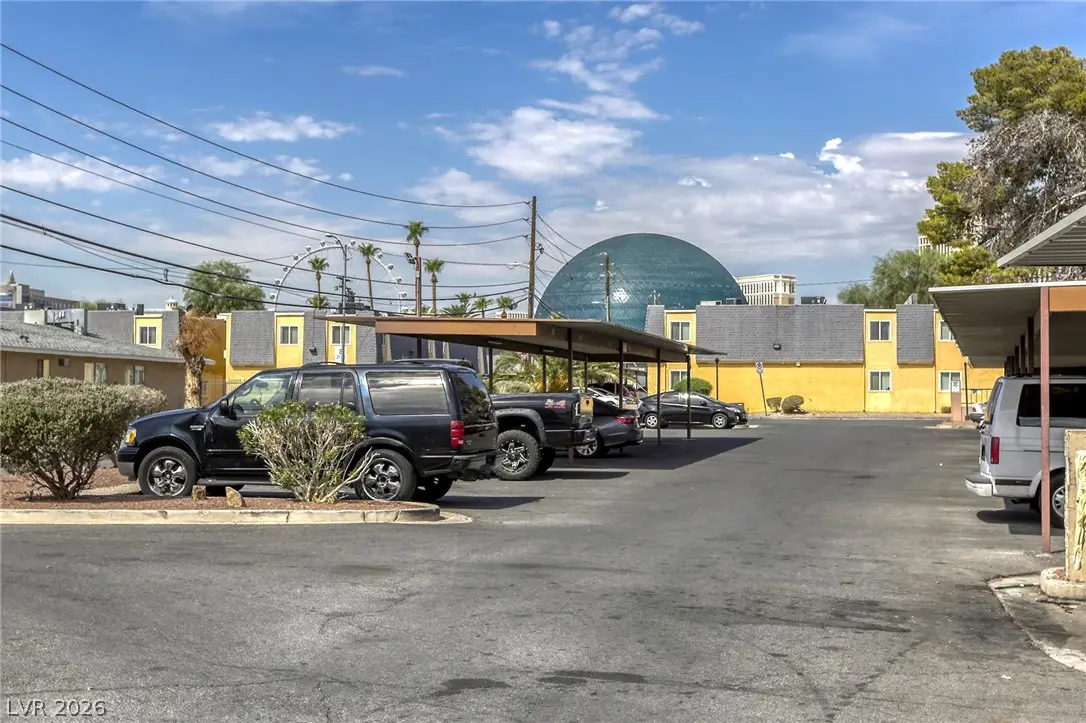 585 S Royal Crest Circle #20, Las Vegas, NV 89169 - #1