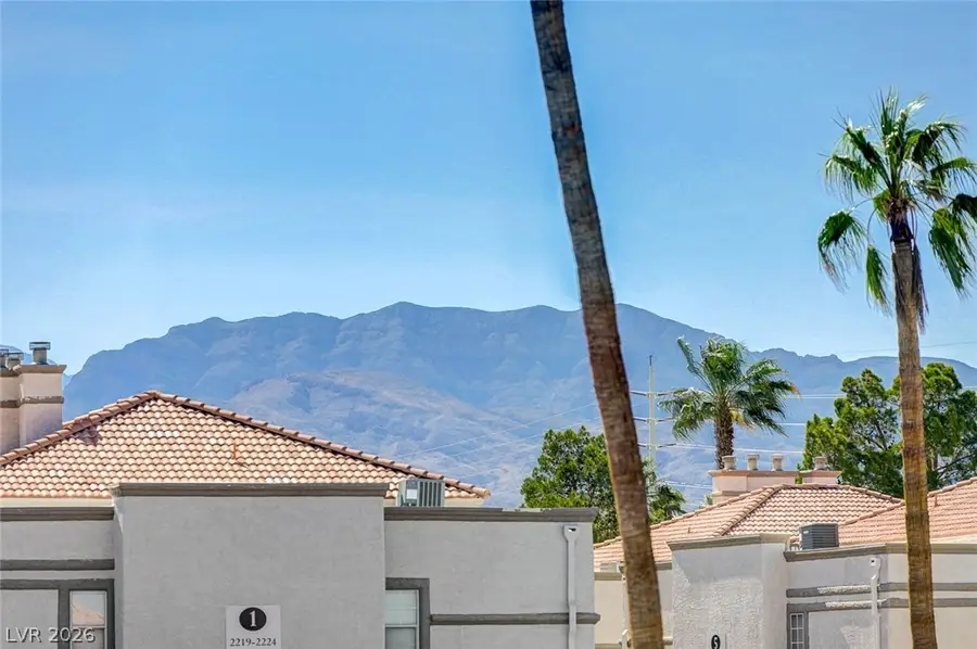 3150 Soft Breezes Drive #2040, Las Vegas, NV 89128 - #3