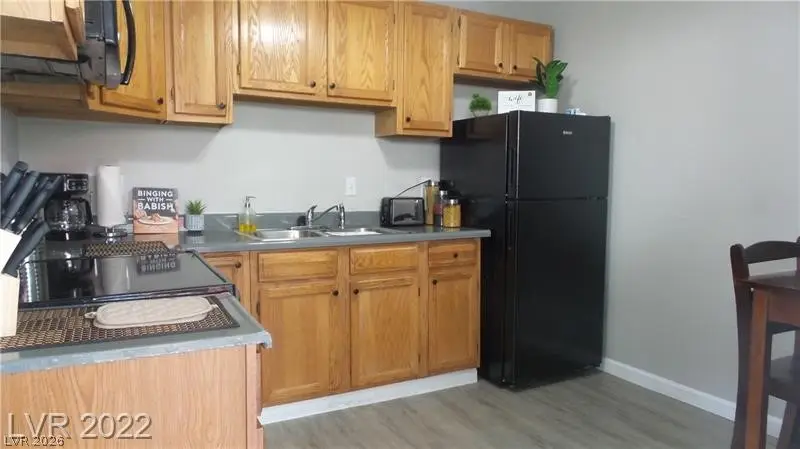 521 N 10th Street, Las Vegas, NV 89101 - #3
