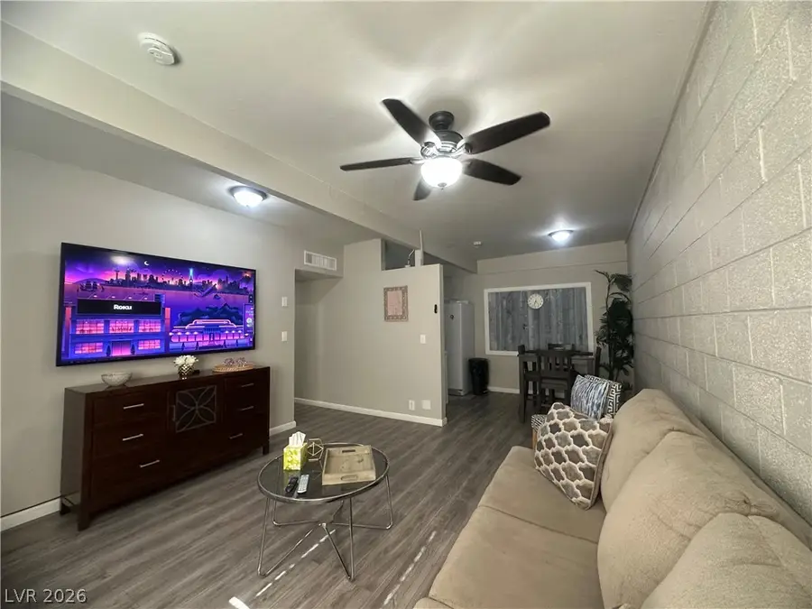 1312 E Saint Louis Avenue, Las Vegas, NV 89104 - #3