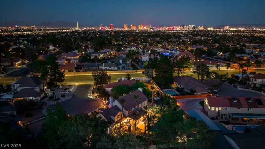 2835 S Buffalo Drive, Las Vegas, NV 89117 - #2