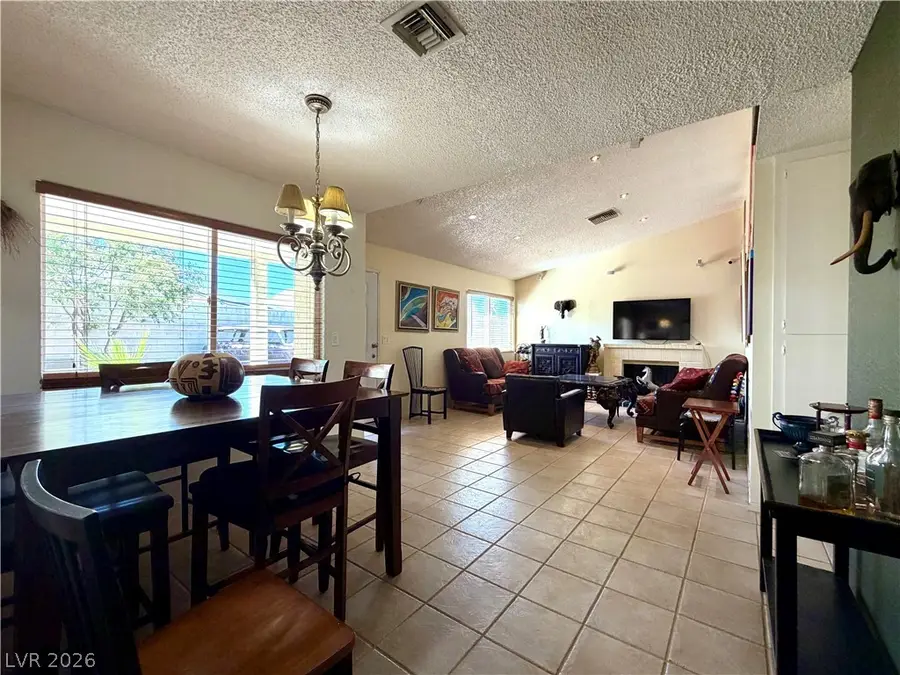 6752 Arroyo Avenue, Las Vegas, NV 89103 - #2