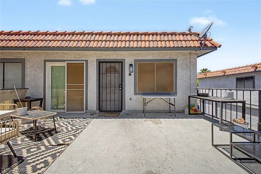 929 Willow Tree Drive #D, Las Vegas, NV 89128 - #2