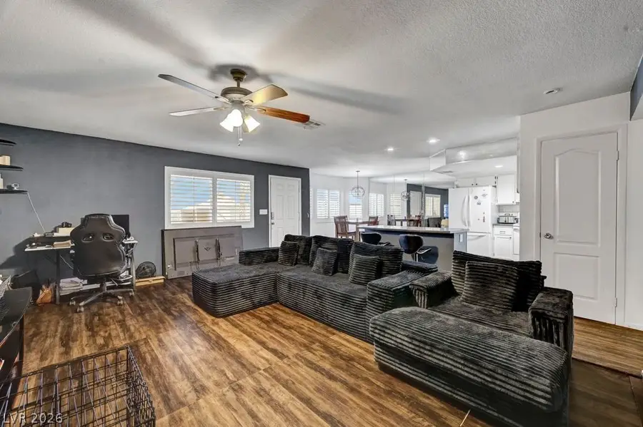 7600 Cromberg Avenue #201, Las Vegas, NV 89145 - #3