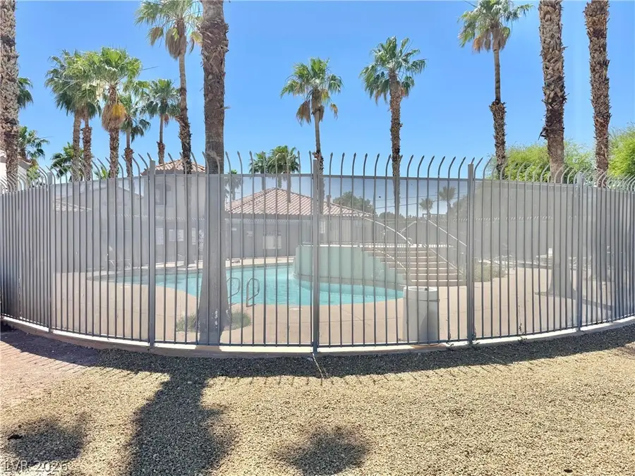 3318 N Decatur Boulevard #2040, Las Vegas, NV 89130 - #2