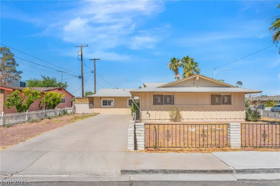 2100 Sundale Street, Las Vegas, NV 89102 - #2