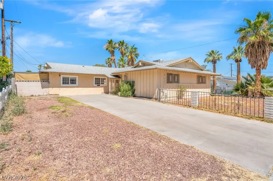 2100 Sundale Street, Las Vegas, NV 89102 - #3
