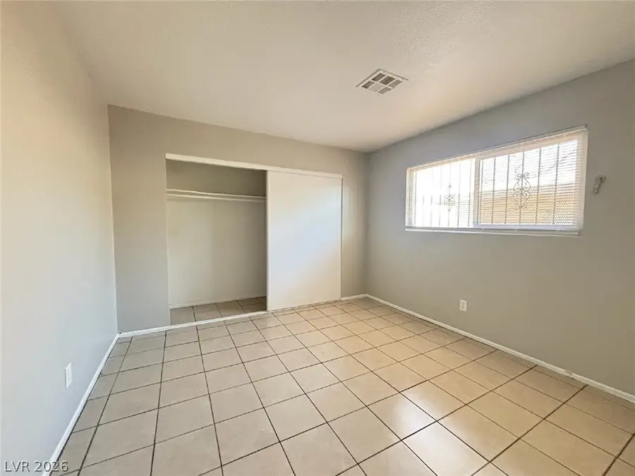 2504 E Mesquite Avenue, Las Vegas, NV 89101 - #3