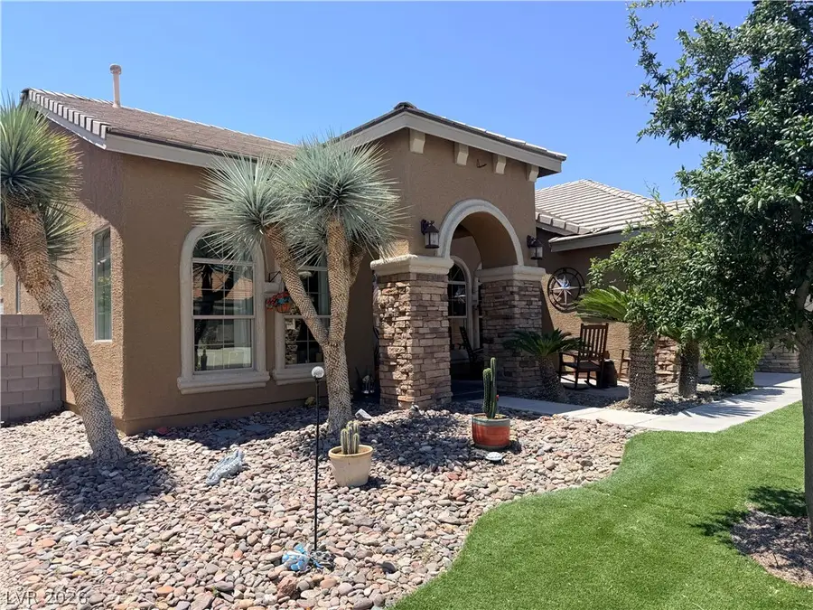 4937 Wayfaring Tree Avenue, Las Vegas, NV 89131 - #3