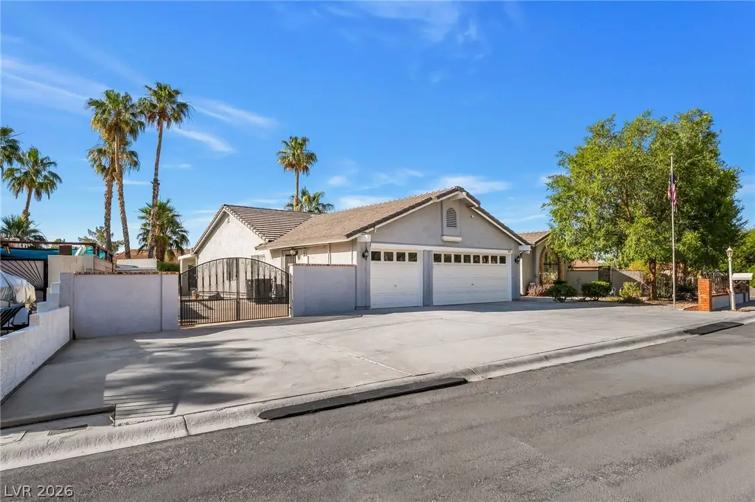 3181 Shadow Bluff Avenue, Las Vegas, NV 89120 - #1