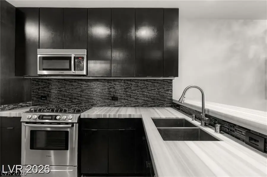 4525 Dean Martin Drive #511, Las Vegas, NV 89103 - #3
