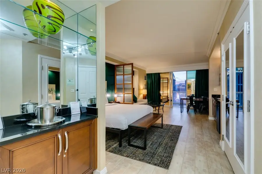 145 E Harmon Avenue #2615, Las Vegas, NV 89109 - #2