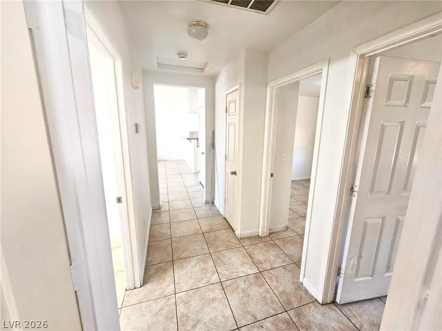 5500 Crinoline Avenue, Las Vegas, NV 89122 - #3