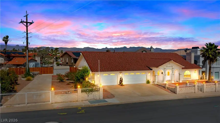 3692 Westcliff Avenue, Laughlin, NV 89029 - #2