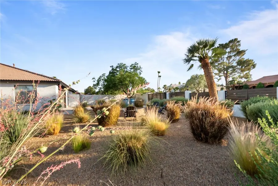 2840 Duneville Street, Las Vegas, NV 89146 - #2