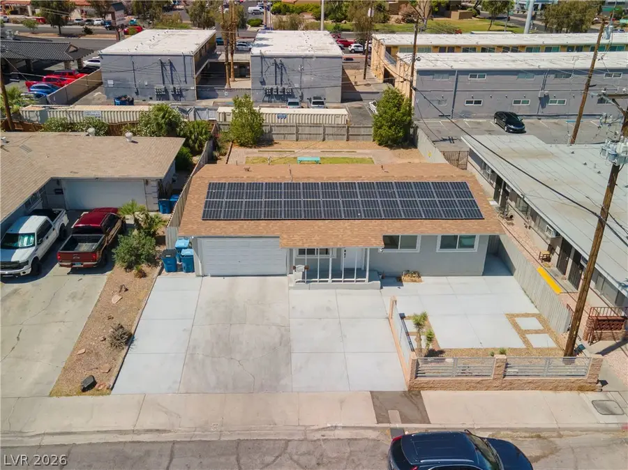 2712 Alcoa Avenue, Las Vegas, NV 89102 - #2