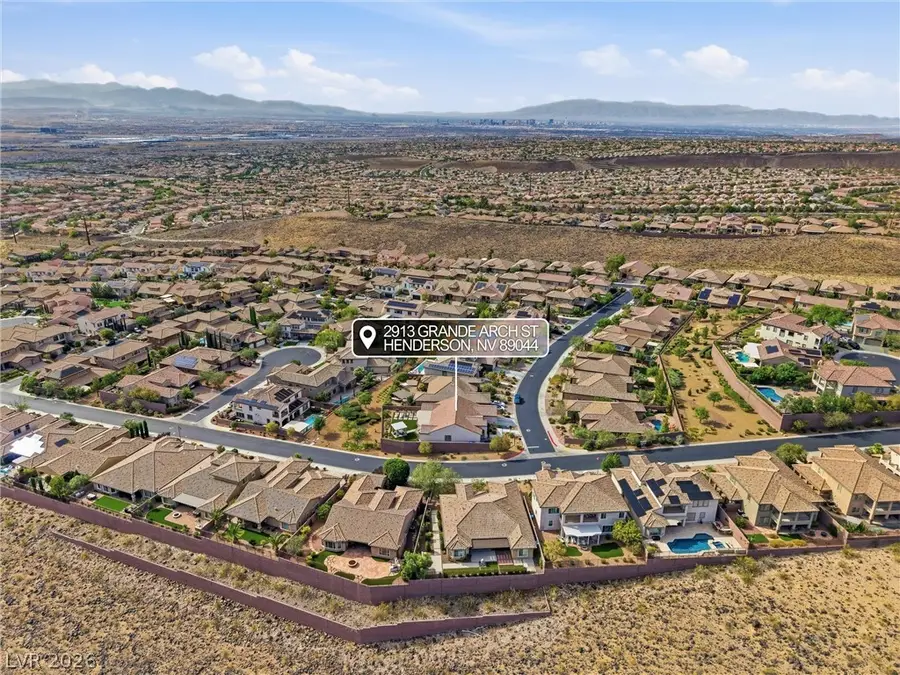 2913 Grande Arch Street, Henderson, NV 89044 - #2