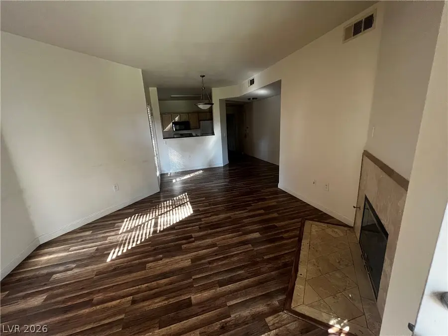 5250 S Rainbow Boulevard #1046, Las Vegas, NV 89118 - #2