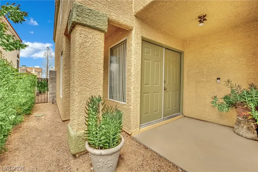 8000 Mt Royal Court, Las Vegas, NV 89145 - #3