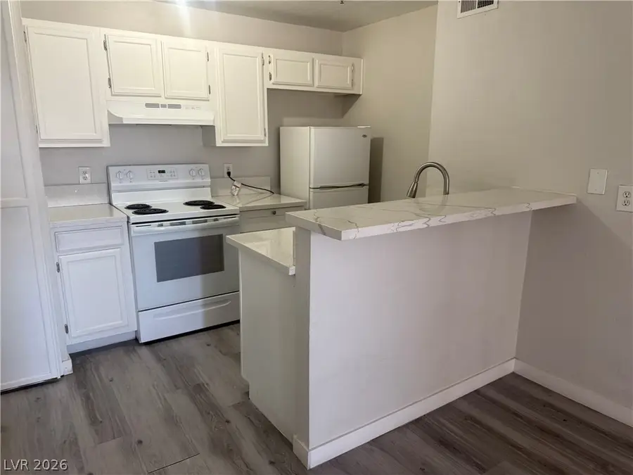 1381 E University Avenue #312, Las Vegas, NV 89119 - #2